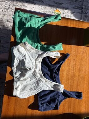ARQ Full coverage bras, set of 3: cream, kelly green, and navy